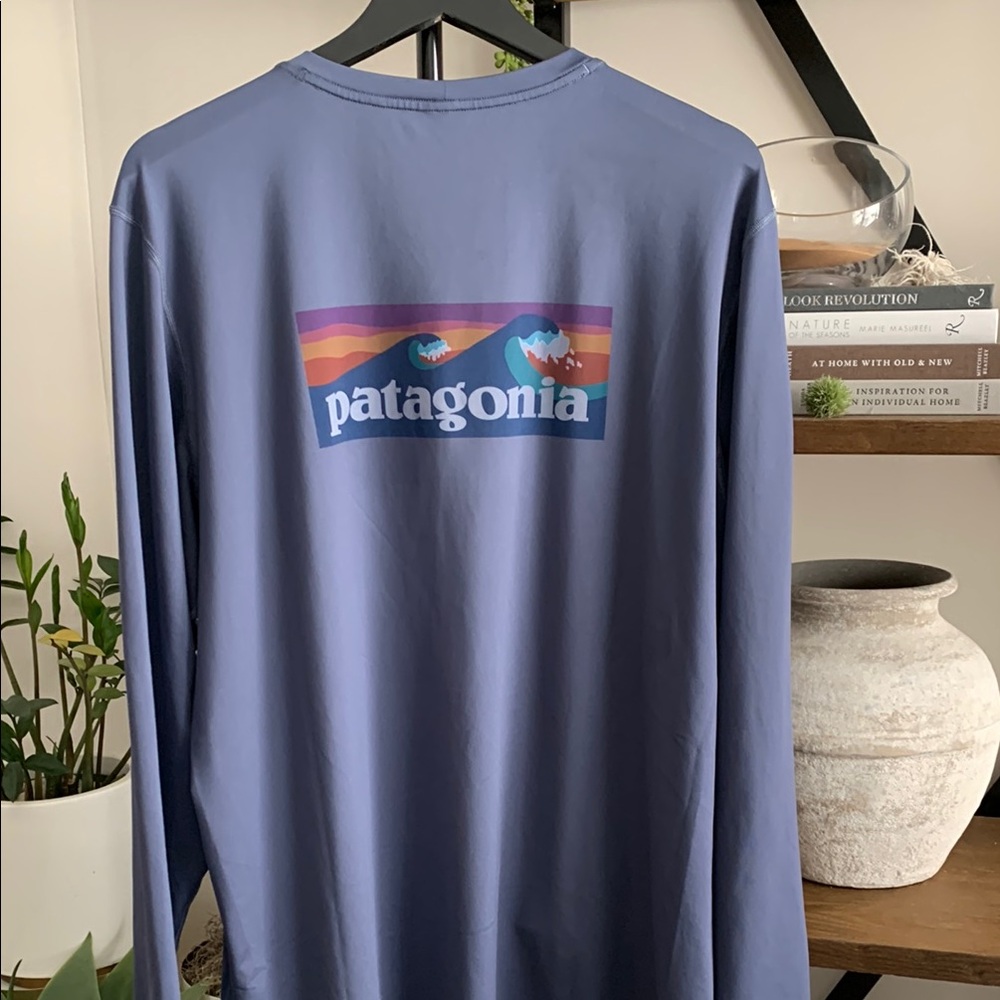 Patagonia UPF 50 Sun Protection Men's Blue Long Sleeve Shirt